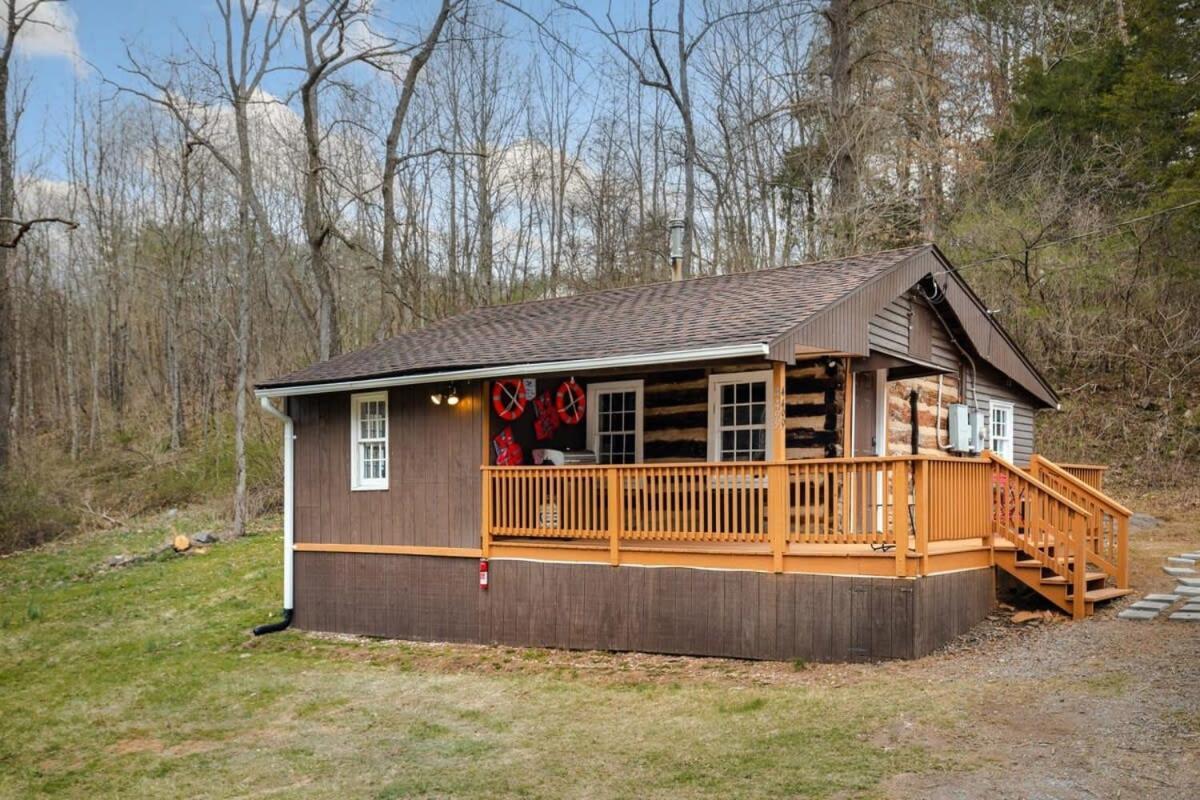 Creekside Cabin W Hot Tub, Fire Pit, Grill, Wifi! Basye Exterior foto